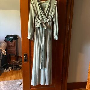 Elegant Long Sleeve Green Dress